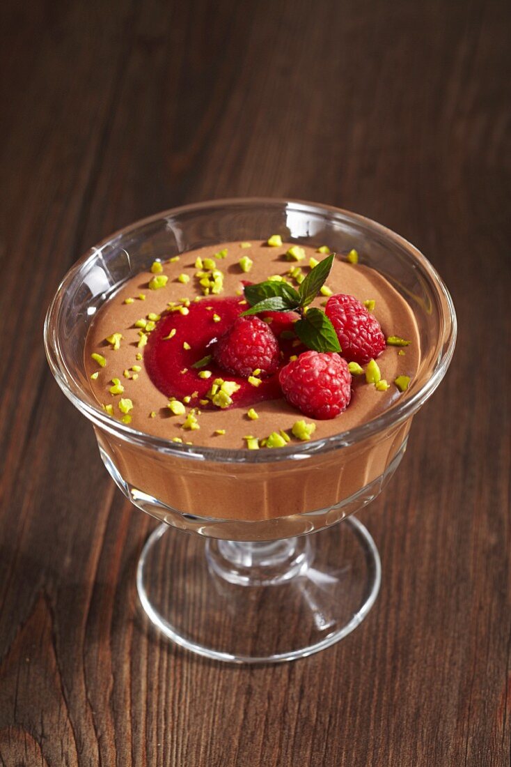 Mousse au chocolat with raspberries
