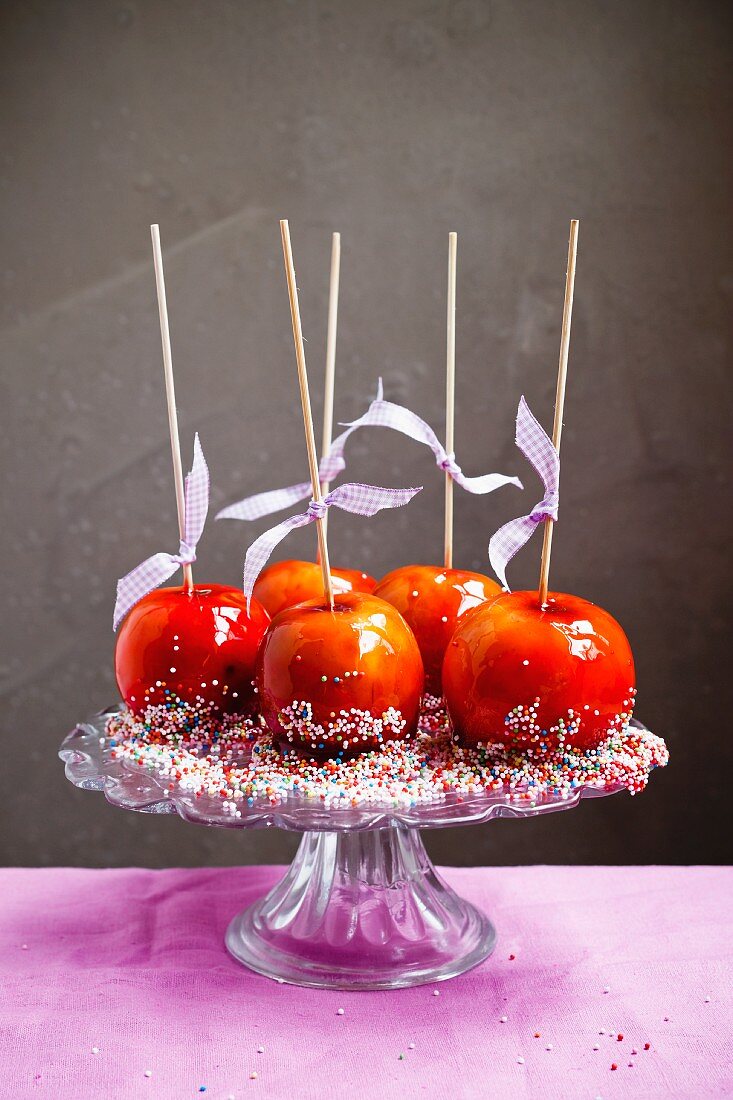 Toffee apples