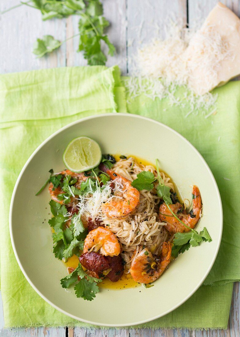 Fast shrimp pasta with coriander