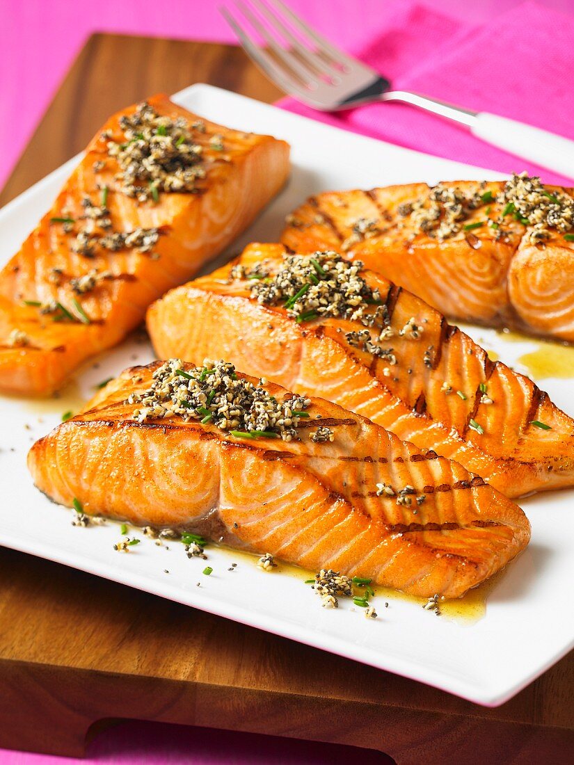 Grilled salmon with a sesame seed and chia seed crust