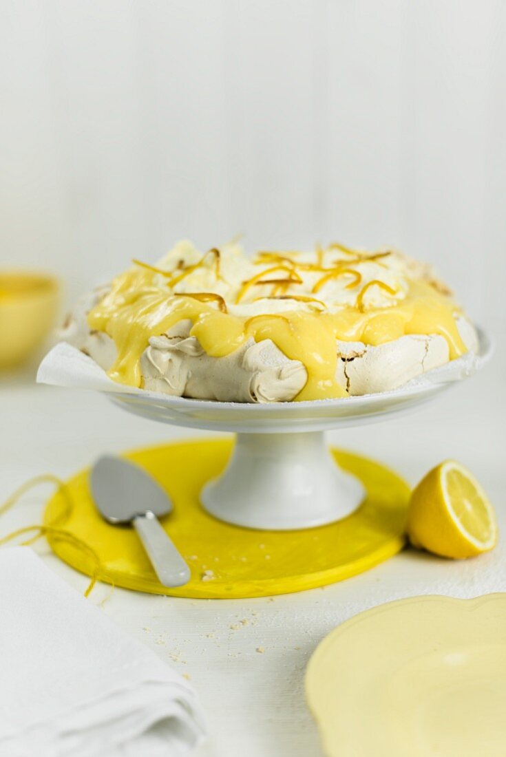 Lemon Meringue Pie (Zitronenkuchen mit Baiser, USA)