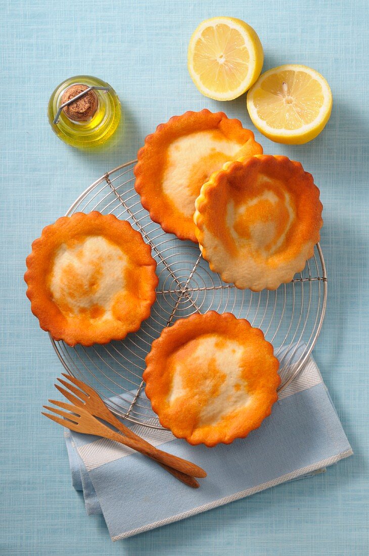 Mini seafood pies with lemon and olive oil