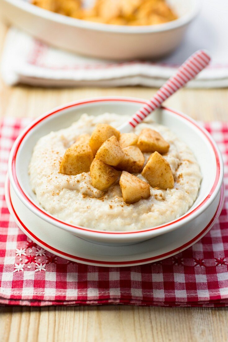 Porridge mit gebackenen Äpfeln