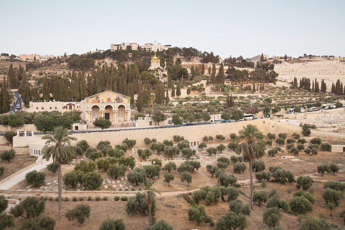 Blick auf Ölberg mit Kirche der Nationen, Jerusalem, Israel