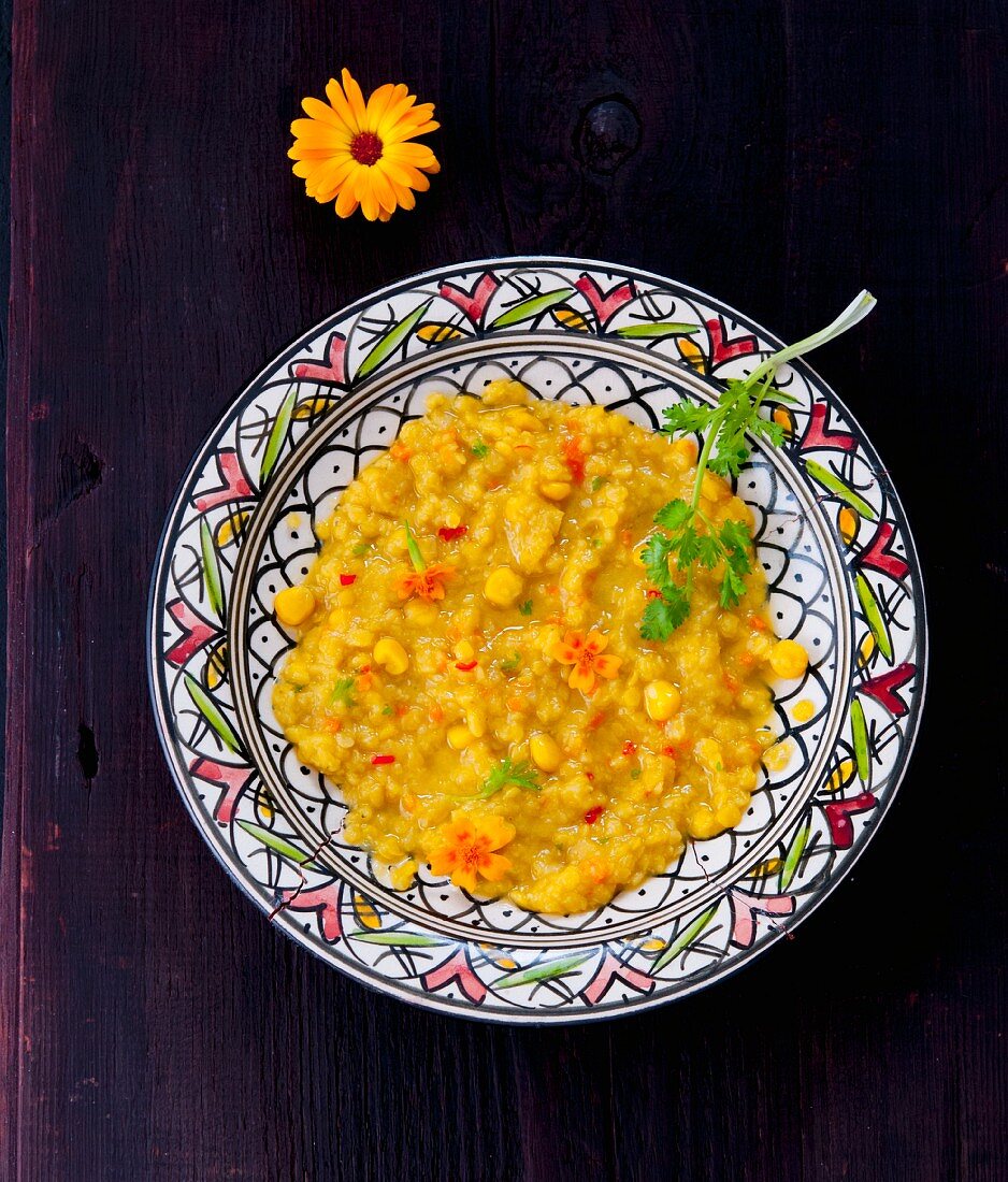 Lentil and sweetcorn dhal (India)