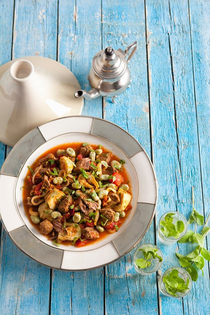 Tagine with beef, beans and artichokes