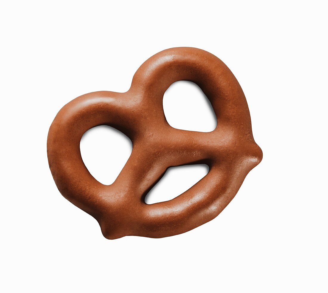 A mini chocolate pretzel (close-up)