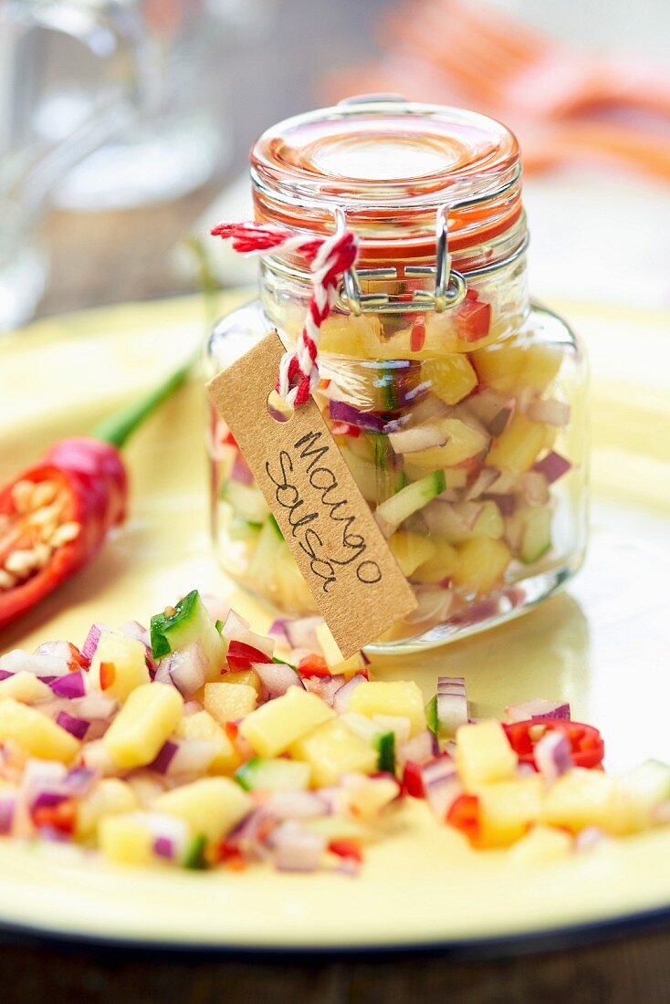 Selbstgemachte Mangosalsa