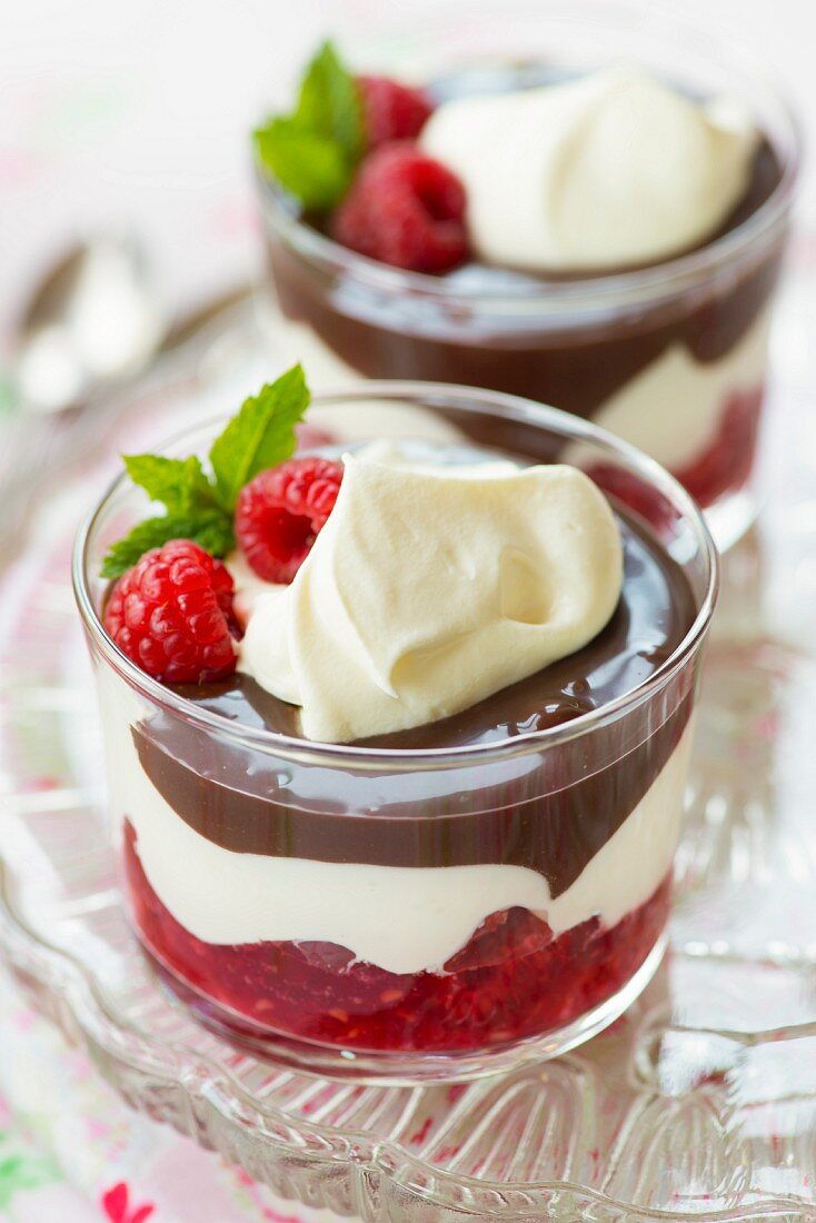 Chocolate mousse with raspberries and cream
