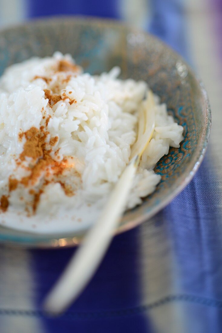 Coconut rice pudding with cinnamon
