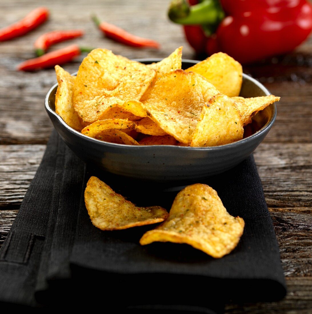 Chili-Chips in einer Schüssel