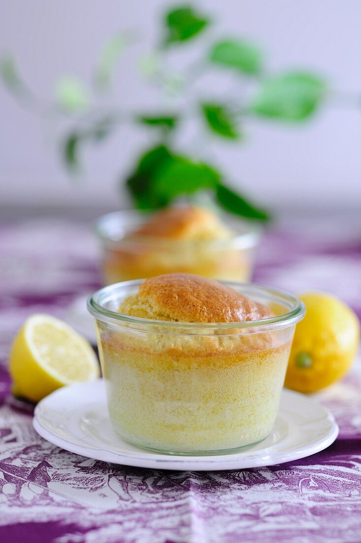 Small lemon cakes, baked in jars