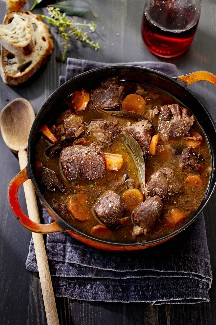 Game stew with carrots