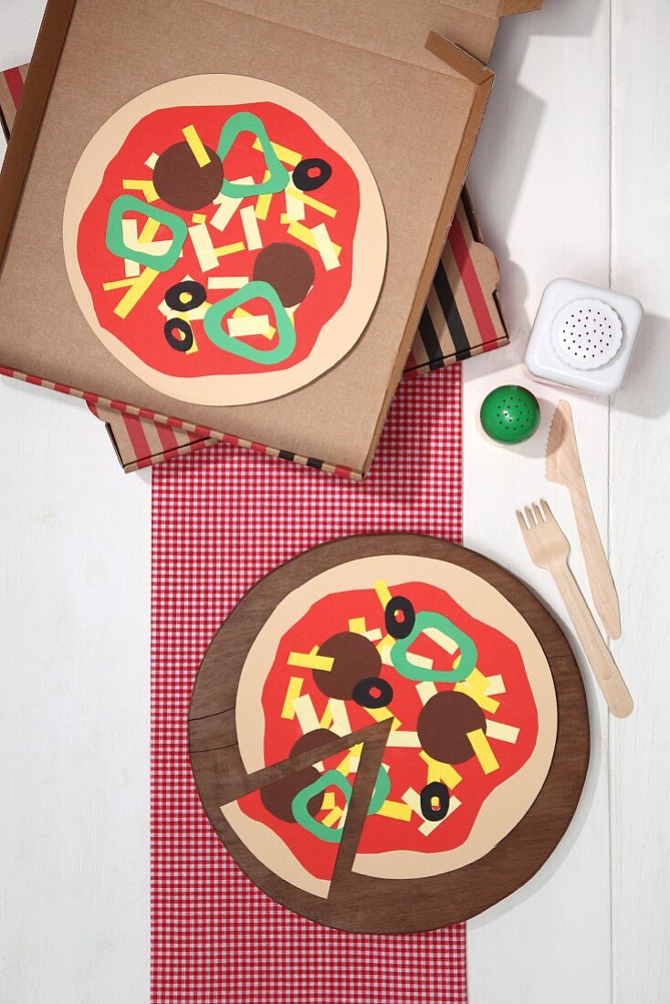 Paper pizzas