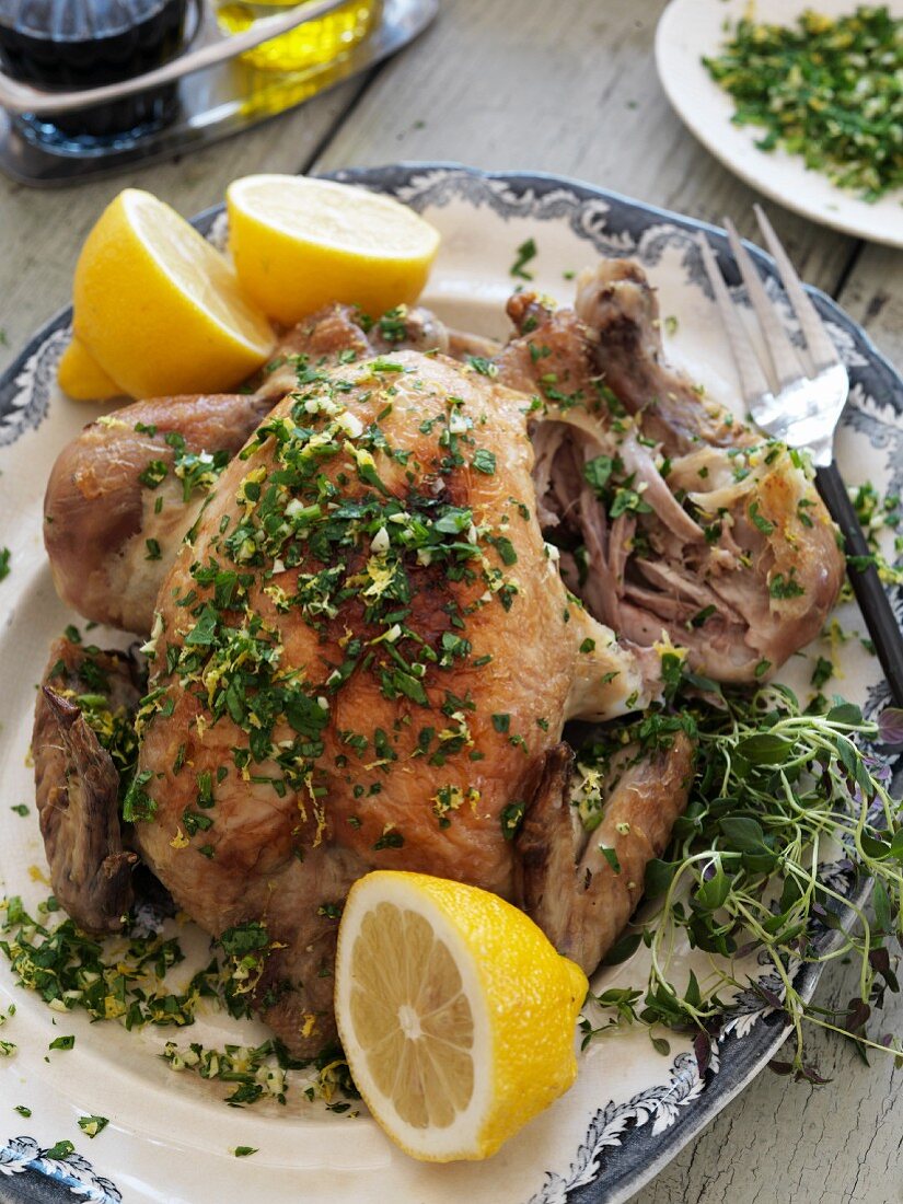 Chicken with lemons, thyme and chives