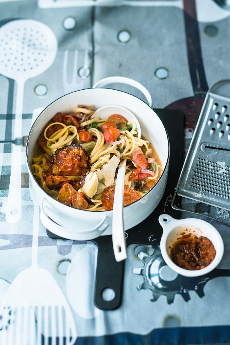 Spaghetti with artichokes and chorizo