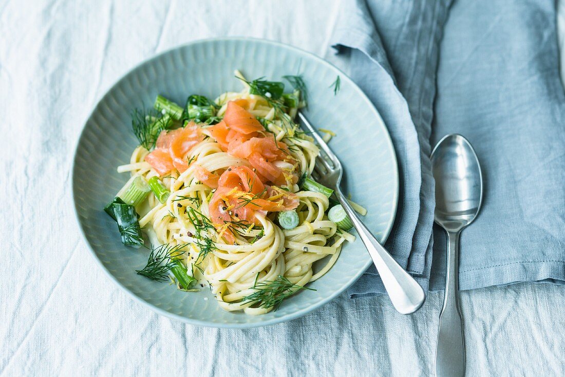 Linguine with smoked salmon