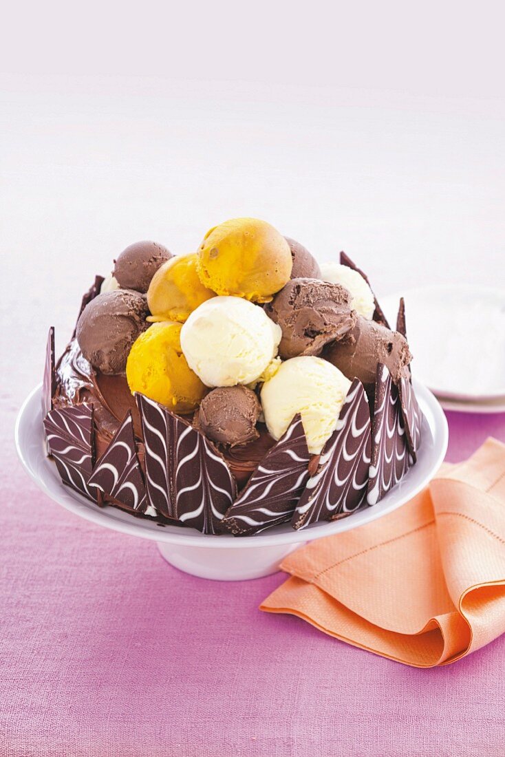 Brownie ice-cream cake