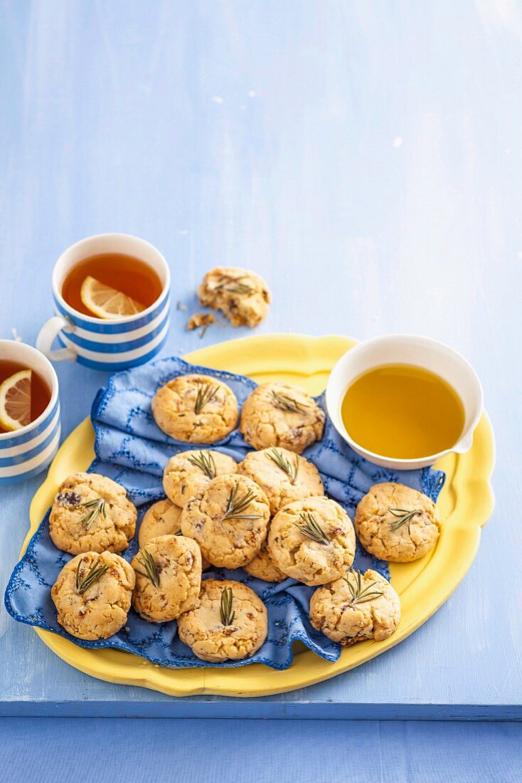 Rosmarin-Feigen-Biscuits mit Olivenöl