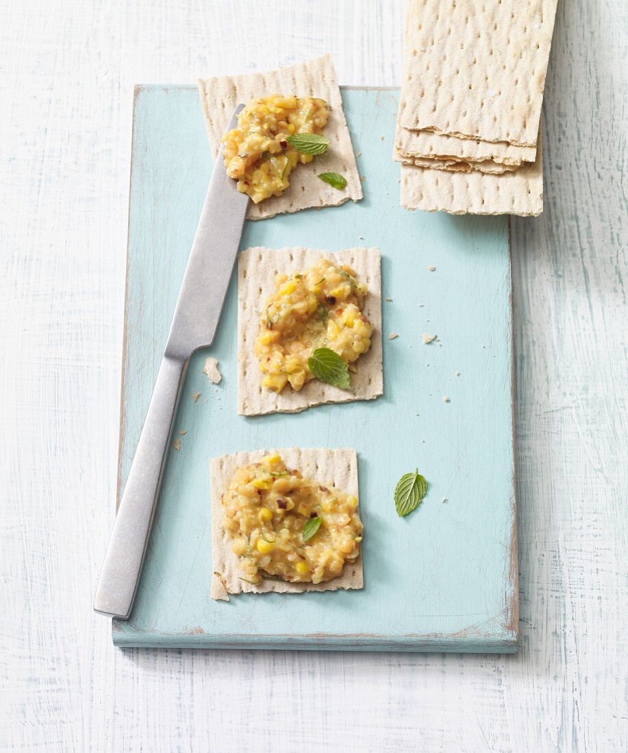 Minty sweetcorn and lentil spread with ginger (vegan)