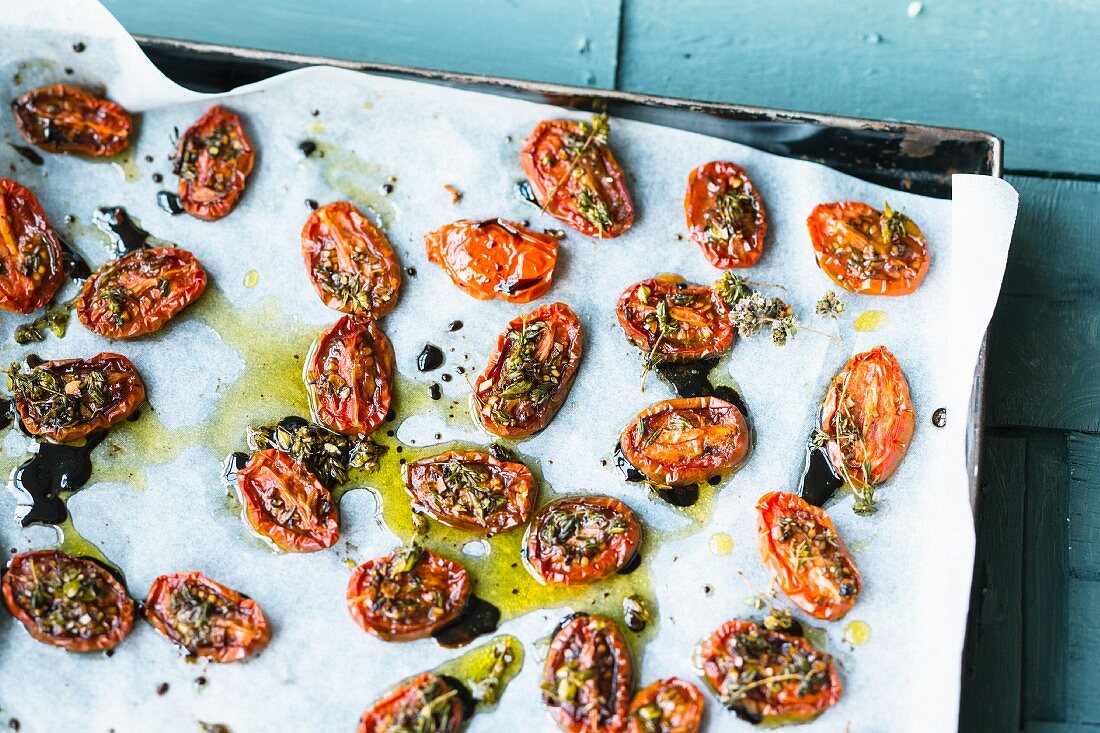 Halbgetrocknete Tomaten