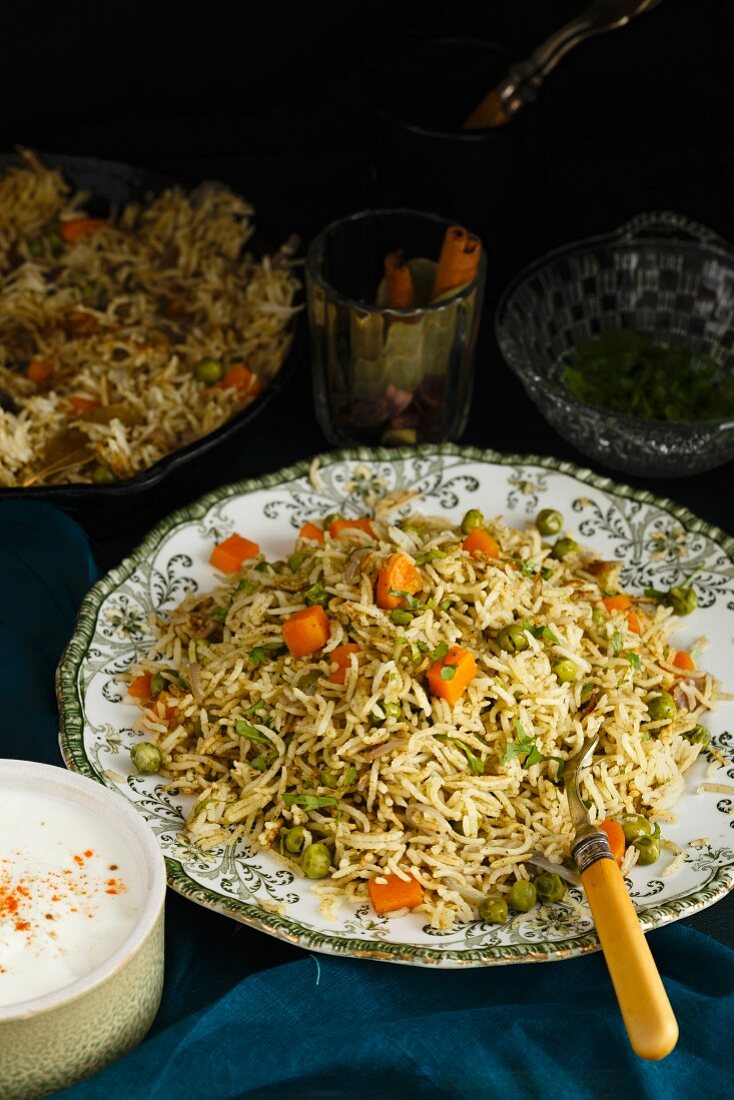 Pilau with coriander and peppermint