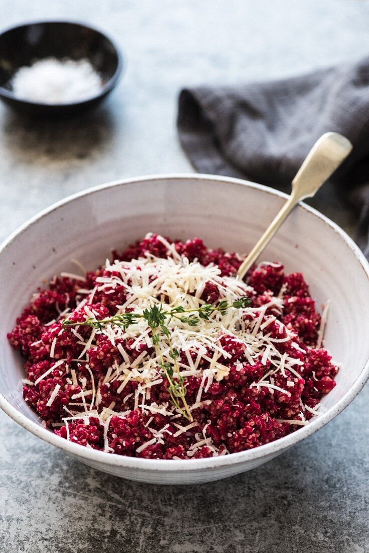 Quinoa with beetroot