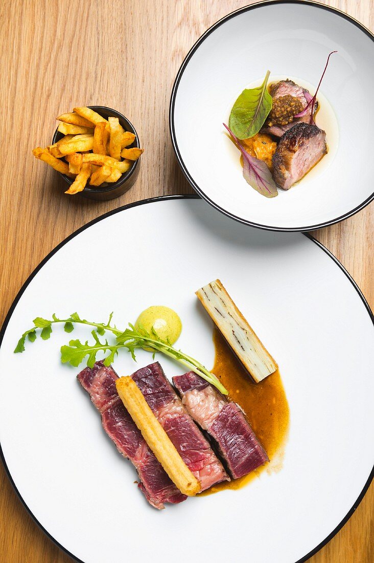 Côte de Boeuf mit Kartoffel-Churro und Pommes, Restaurant 'La Paix', Brüssel, Belgien