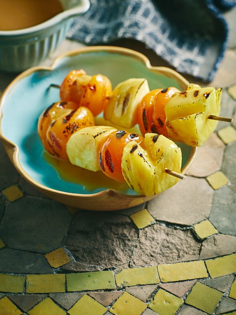 Grilled fruit skewers with butterscotch