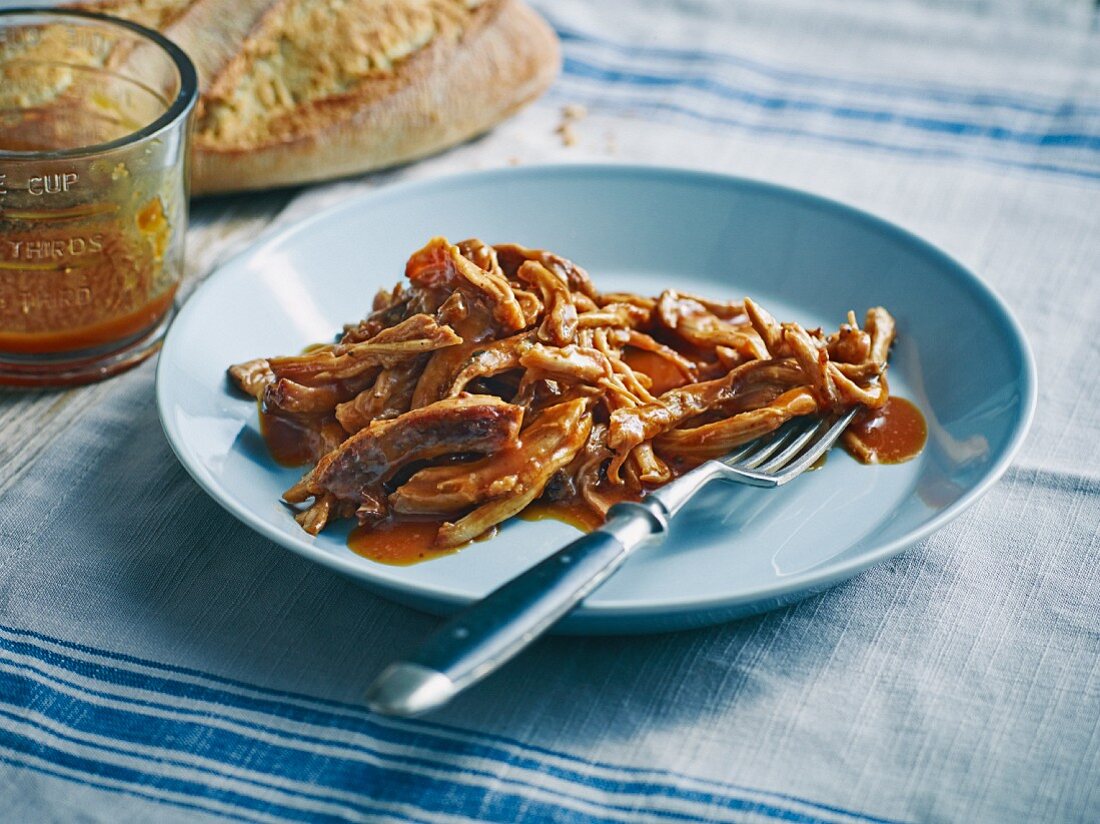 Pulled Pork - Gegrillter Schweinebraten, gezupft