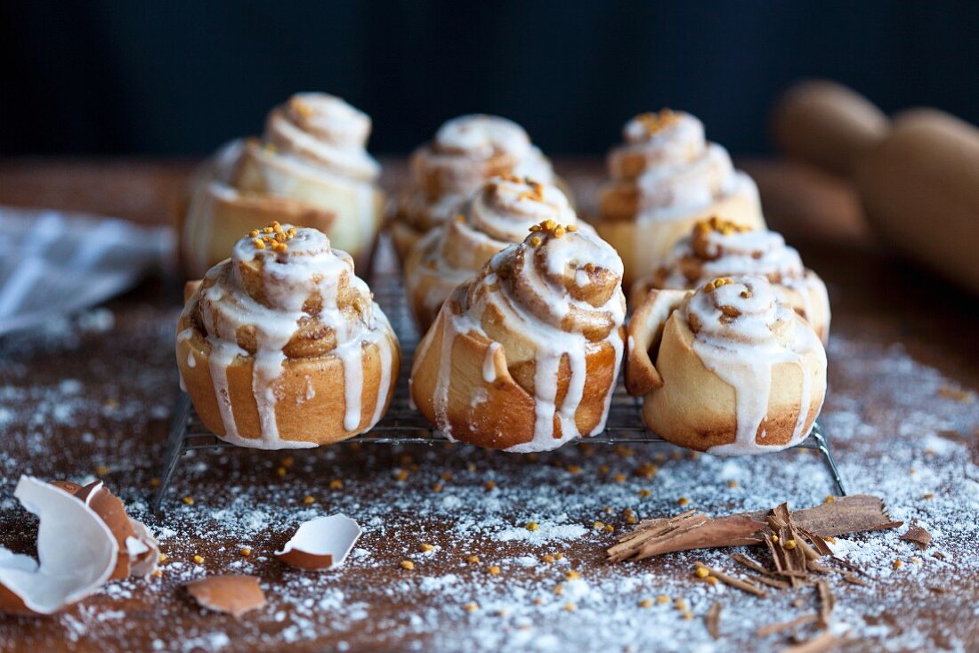 Cinnamon rolls with icing