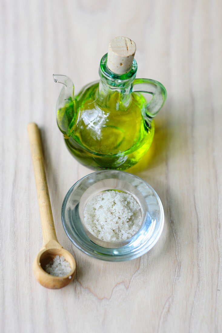 Meersalz und Olivenöl
