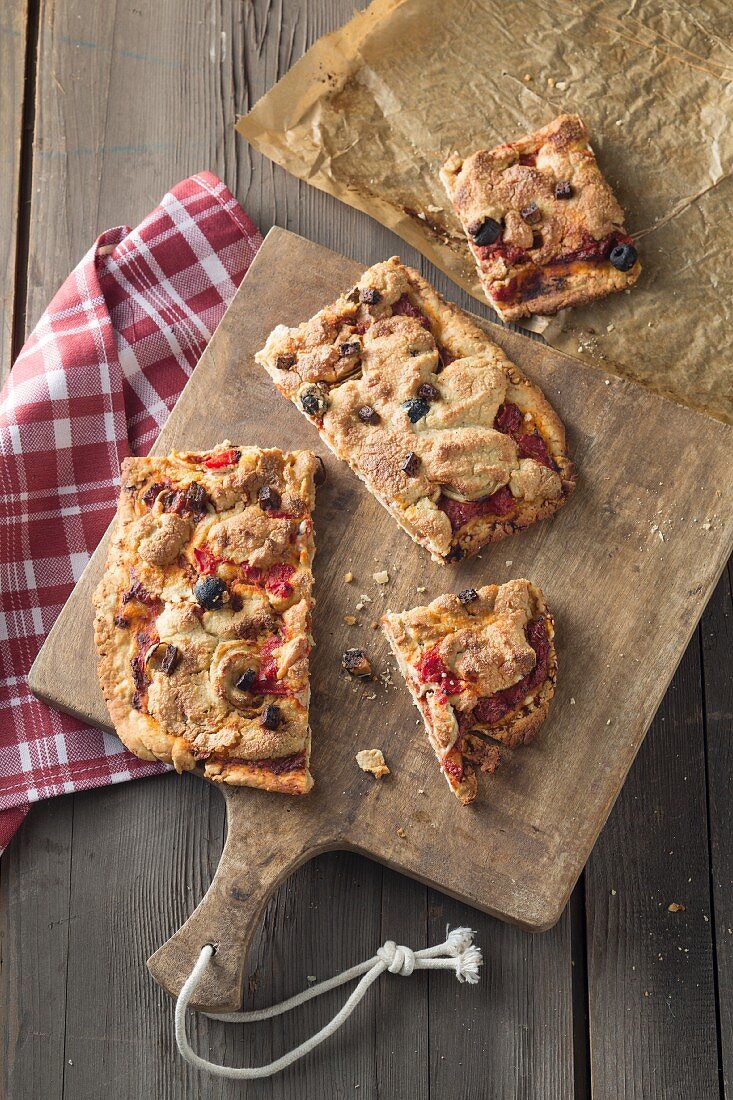 Vegan onion and tofu pizza with cashew nut cheese