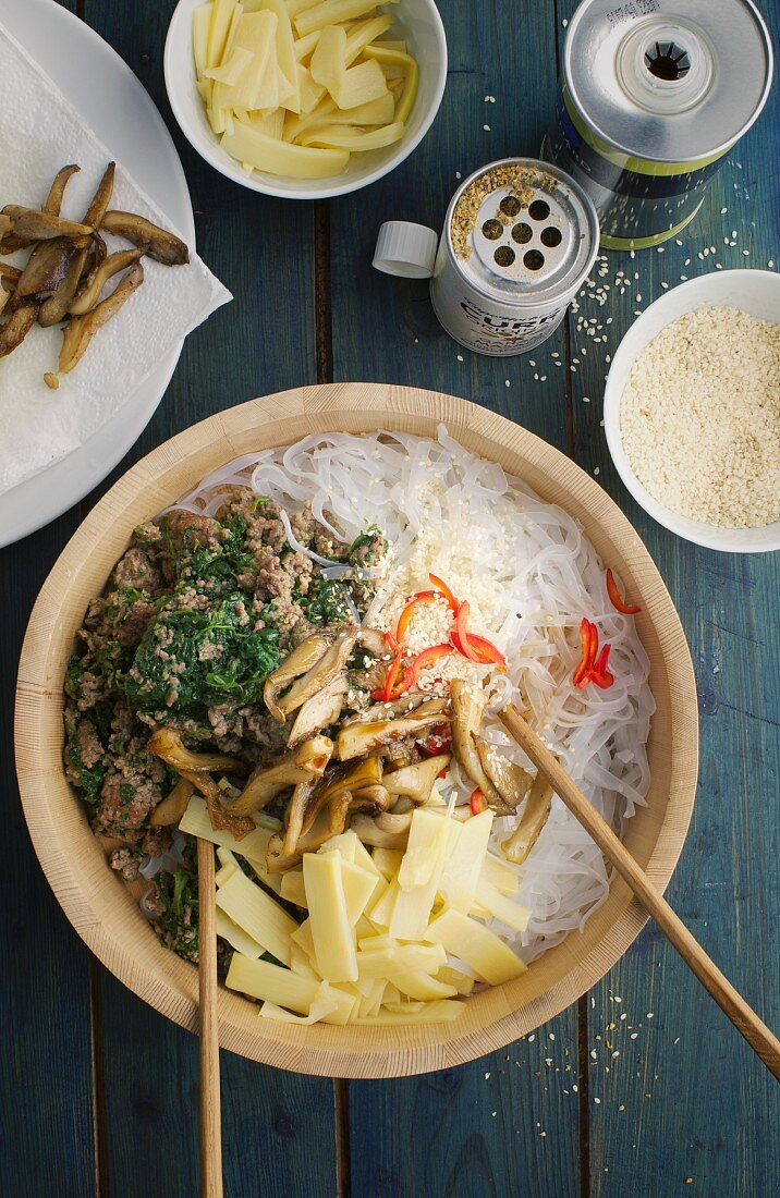 Glass noodle salad with minced meat, bamboo shoots and mushrooms (Asia)