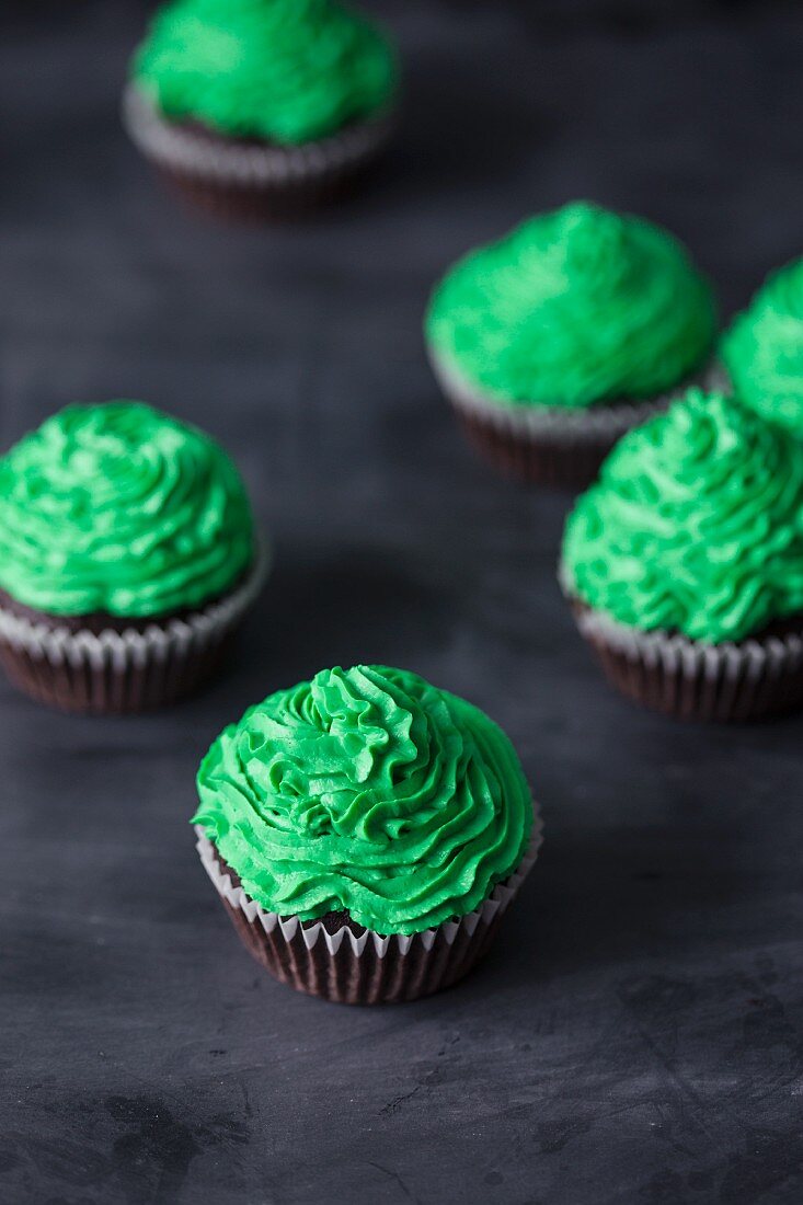 Cupcakes mit grüner Buttercreme zum St. Patricks Day