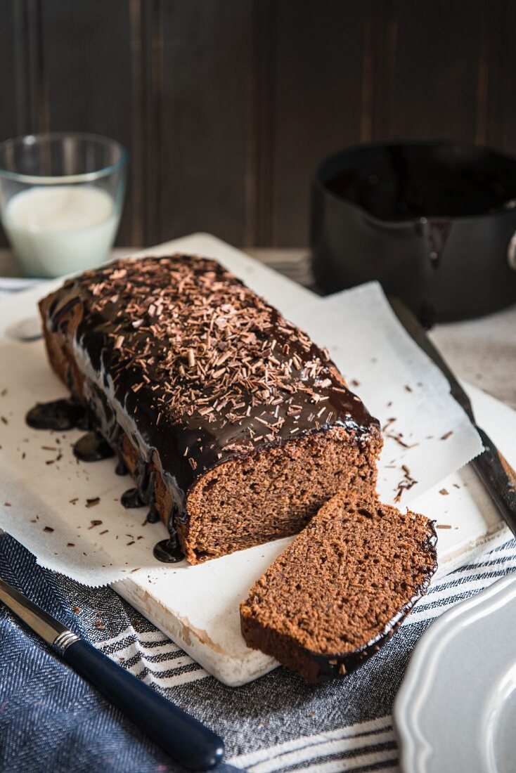 Chocolate cake with dark chocolate glaze