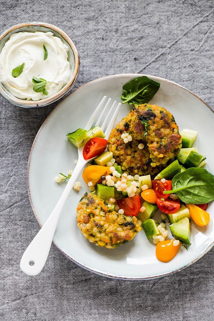 Fregola and vegetable fritters