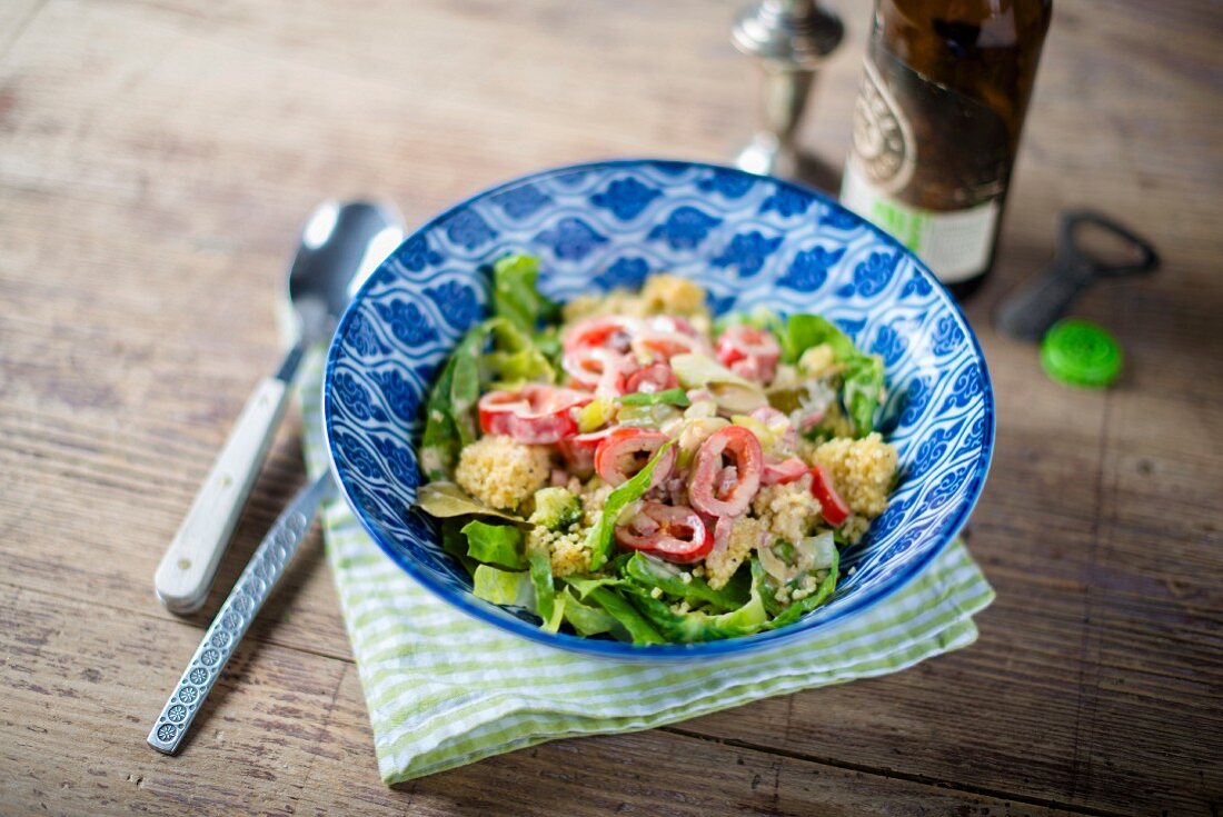 Millet salad with broccoli, peppers and curry (Thailand)