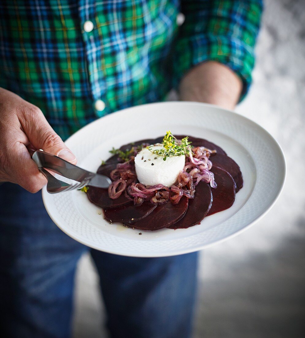Beetroot carpaccio with goat's cream cheese