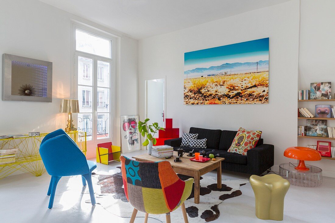 Designer furniture in Pop-Art living room