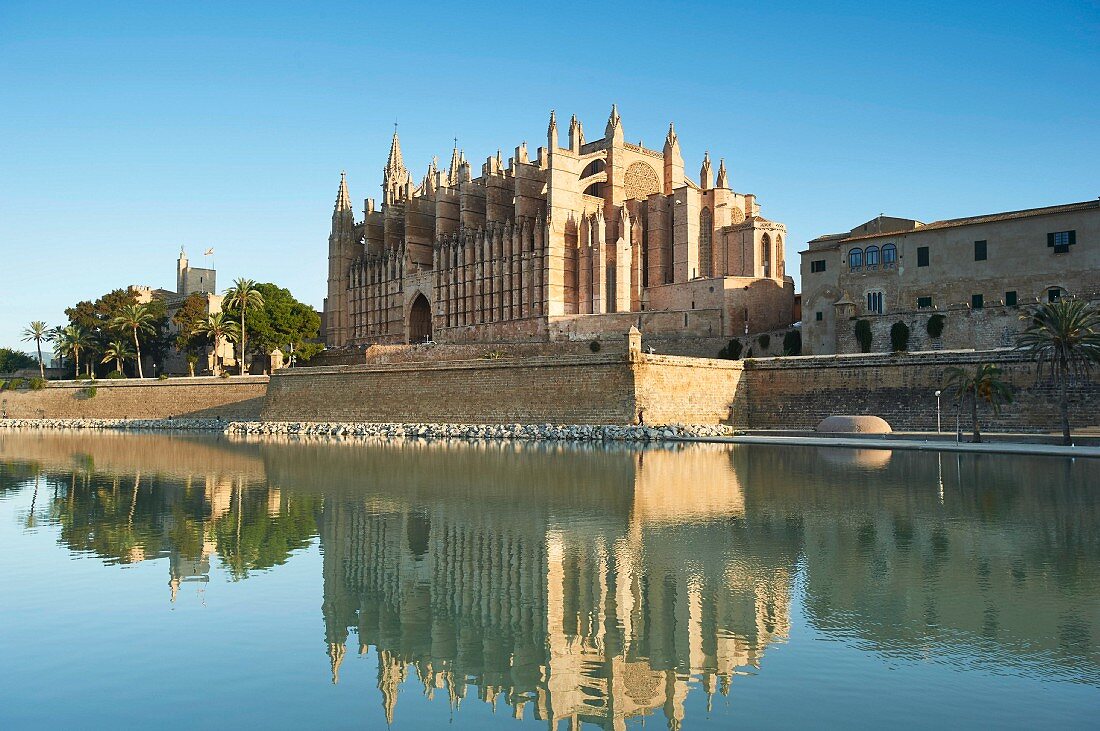 The La Seu cathedral in Palm, Majorca, Spain