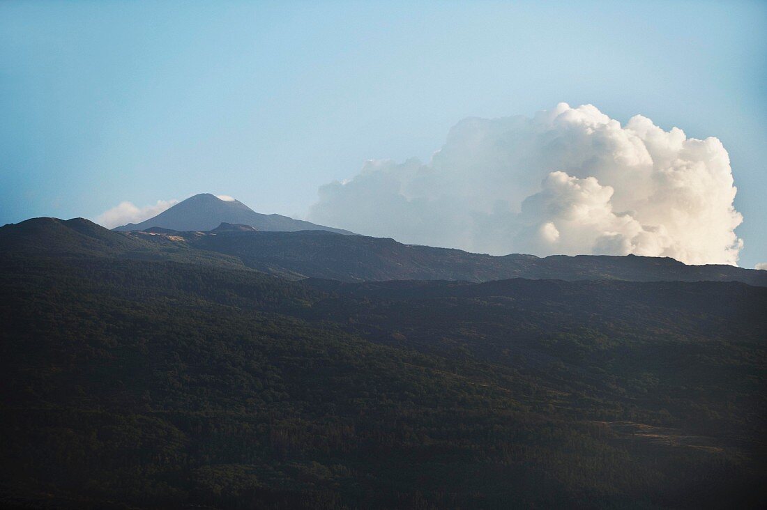 Blick auf Vulkan Ätna, Sizilien, Italien