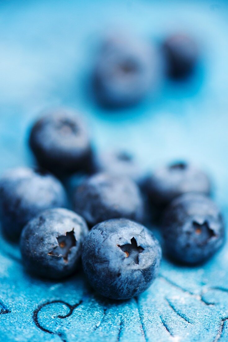 Fresh blueberries (close up)