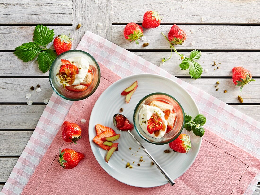 strawberry and rhubarb tiramisu