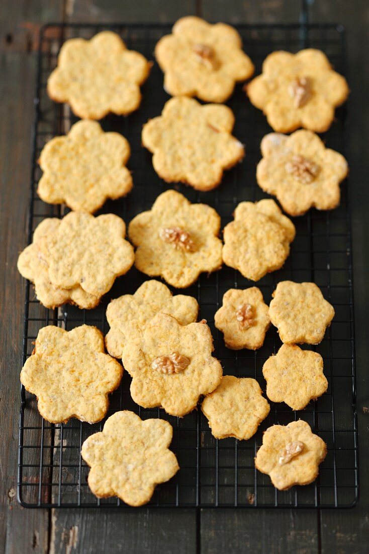 Carrot cookies with walnuts