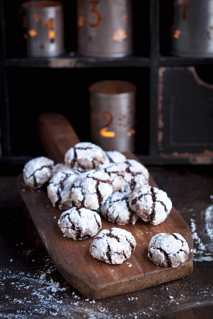 Glutenfreie Crinkle Cookies zu Weihnachten