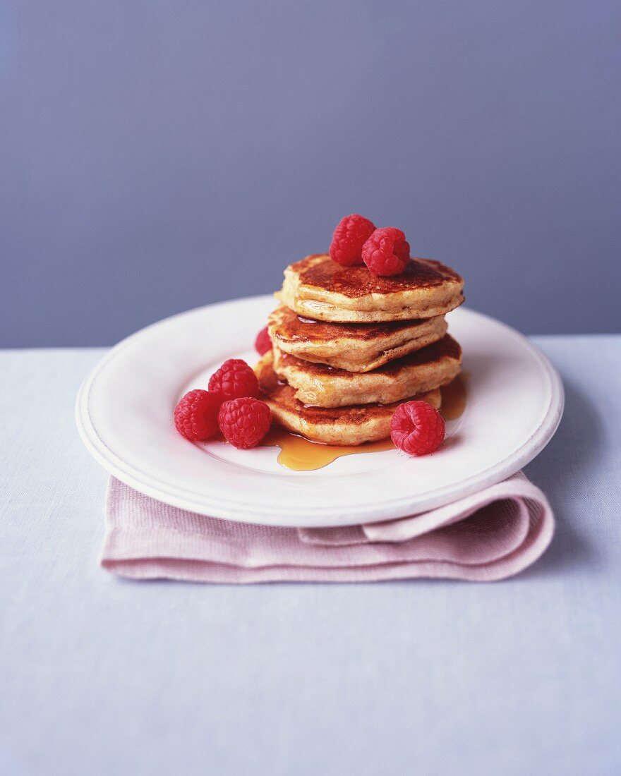 Ricotta and spelt pancakes with lemon and raspberries