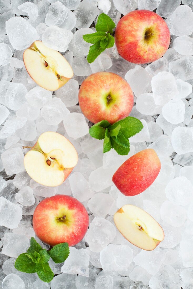 Pink Lady apples with fresh mint on ice