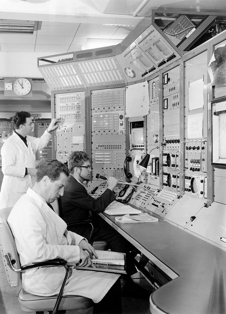 CERN control room,1964