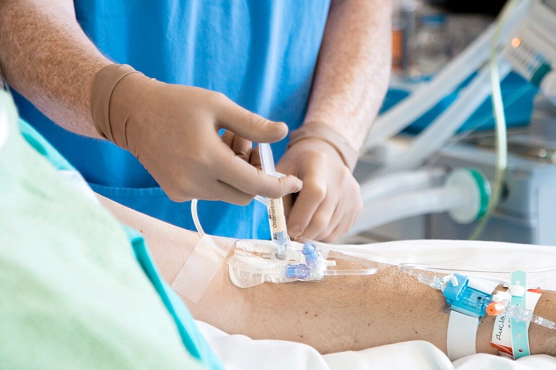 Anaesthetising a patient